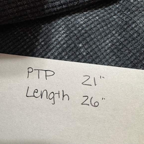 BKE Women Henley Top S Charcoal Grey Acid Wash Waffle Knit Rodeo Country Western - Picture 7 of 7